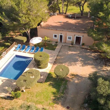 Naveta Holiday home